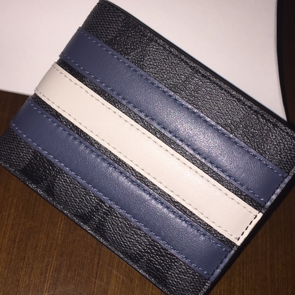 Coach Slim Varsity Wallet - Picture 4 of 5